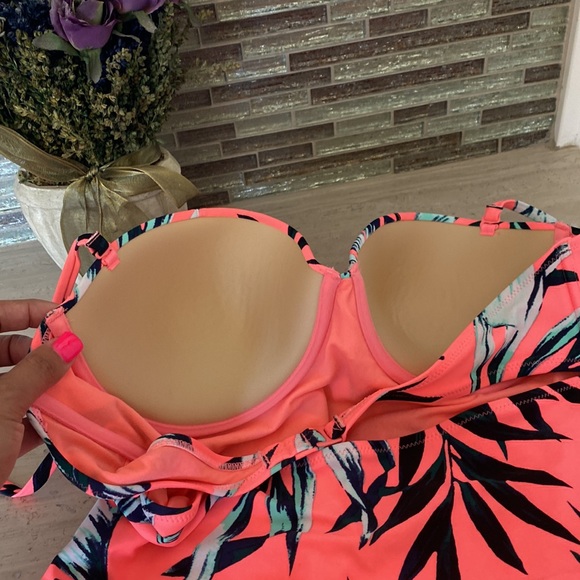 Old Navy Tankini - Picture 3 of 4